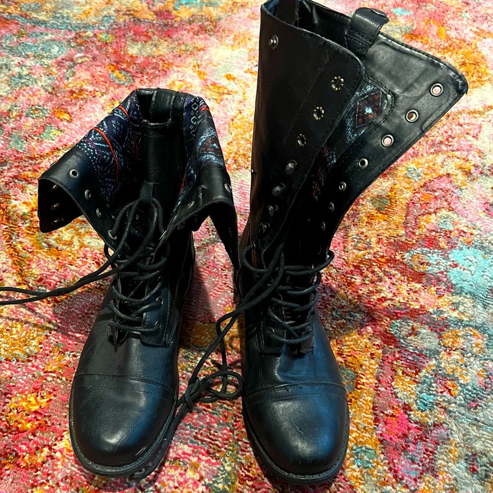 Lightly worn Steve Madden Combat Boots With Optional Folded Design